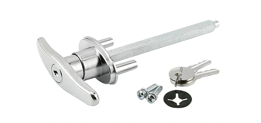 Old Style Garage Door Locks Replacements in Oildale, California