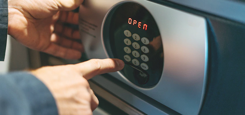 Cash Safe Openers in Oildale, California