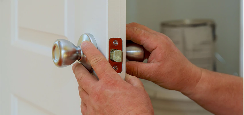AAA Locksmiths For lock Replacement in Oildale, California